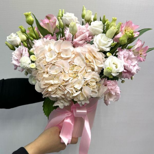 "Tenderness in Pink" &mdash; hydrangea & eustoma flower box
